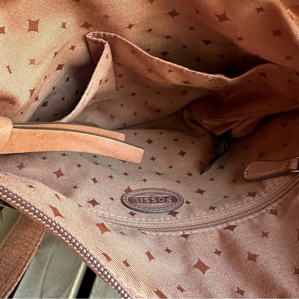 Fossil Morgan Traveler Brown Leather Crossbody Bag - Picture 14 of 16